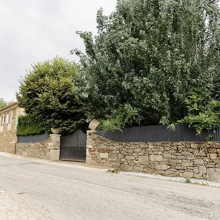 בקתה Casa Nogueiras ארממר